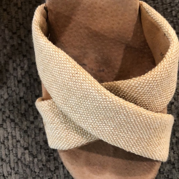 TOM’S cork wedges. Size 6 - Picture 7 of 9